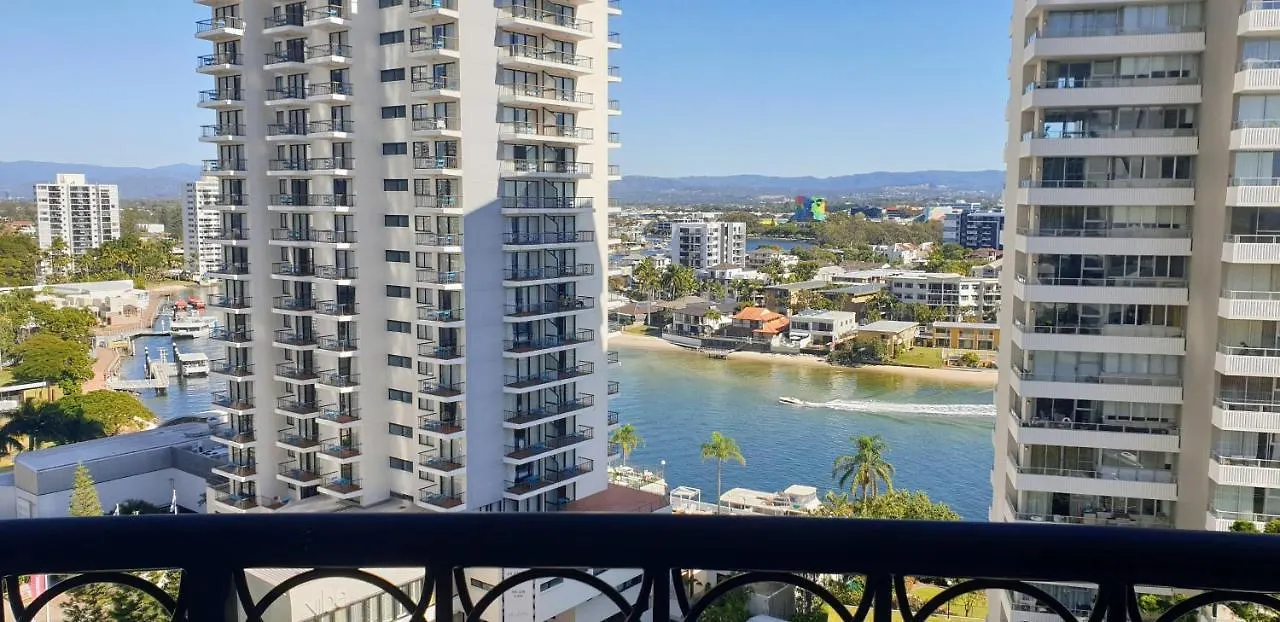 Bellagio@Chevron, Luxe, 2 Bedroom Apartment In The Heart Of Surfers Paradise! Gold Coast